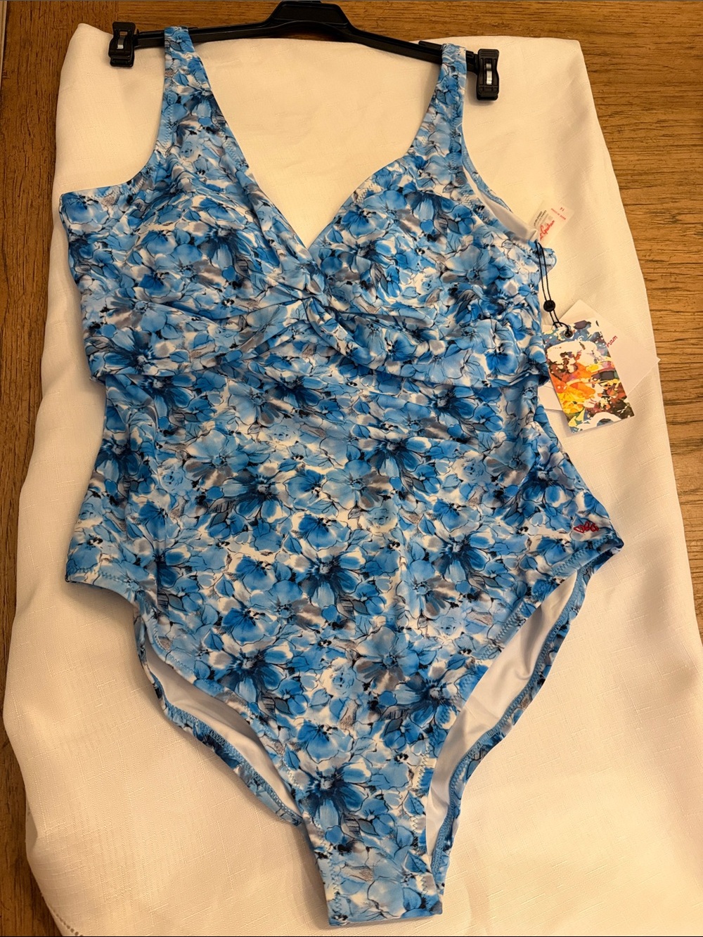 ROBERT GRAHAM BLUE FLORAL SWIMSUIT.   NEW WITH TAGS AND HYGENIC LINING.